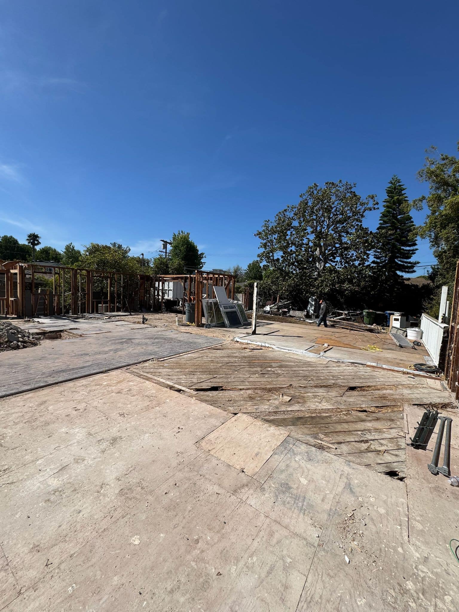 Barry Ave rebuild photo 15