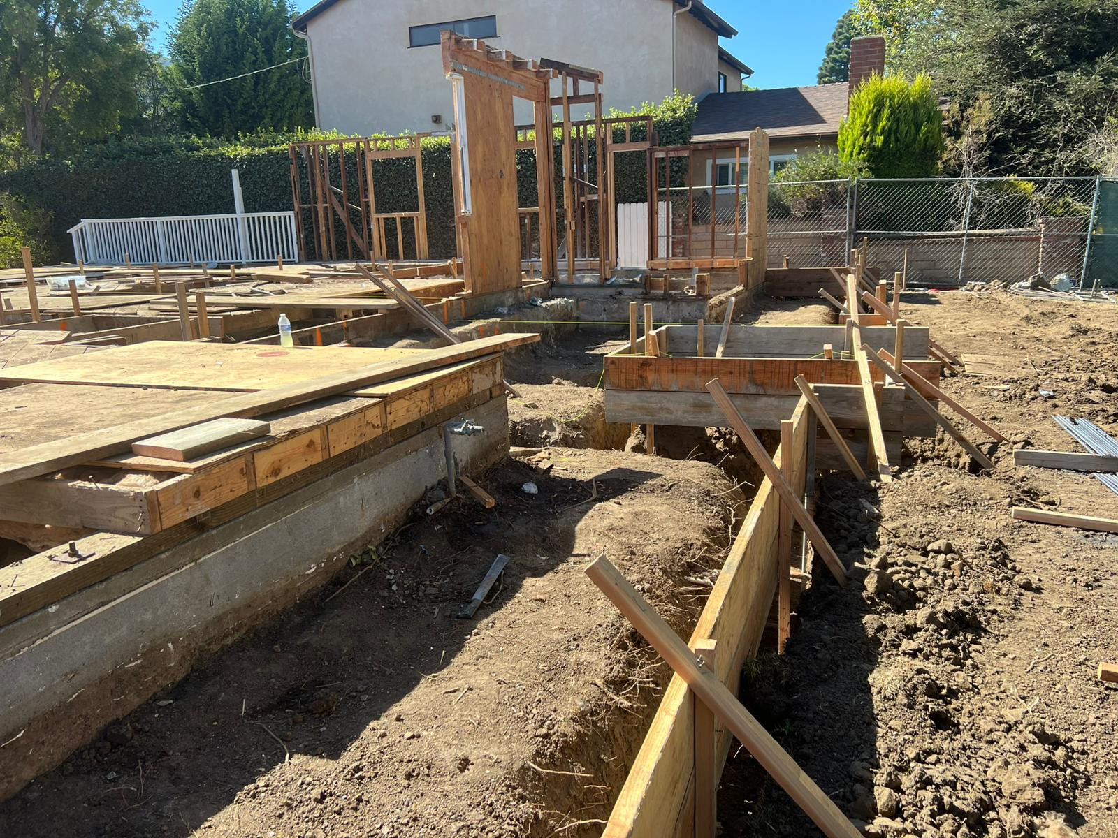 Barry Ave rebuild photo 23
