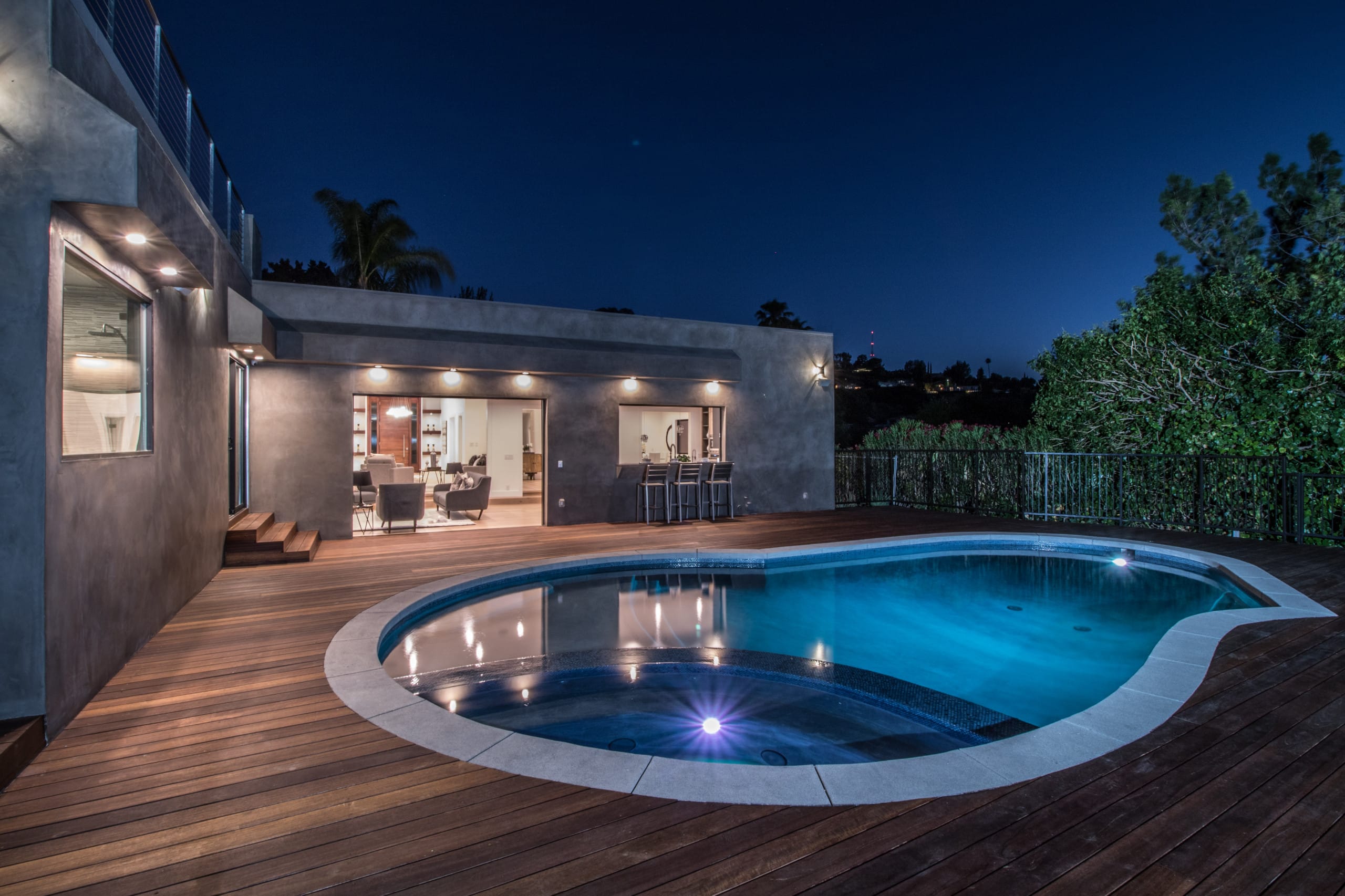 Dona Lona Dr custom home photo 11