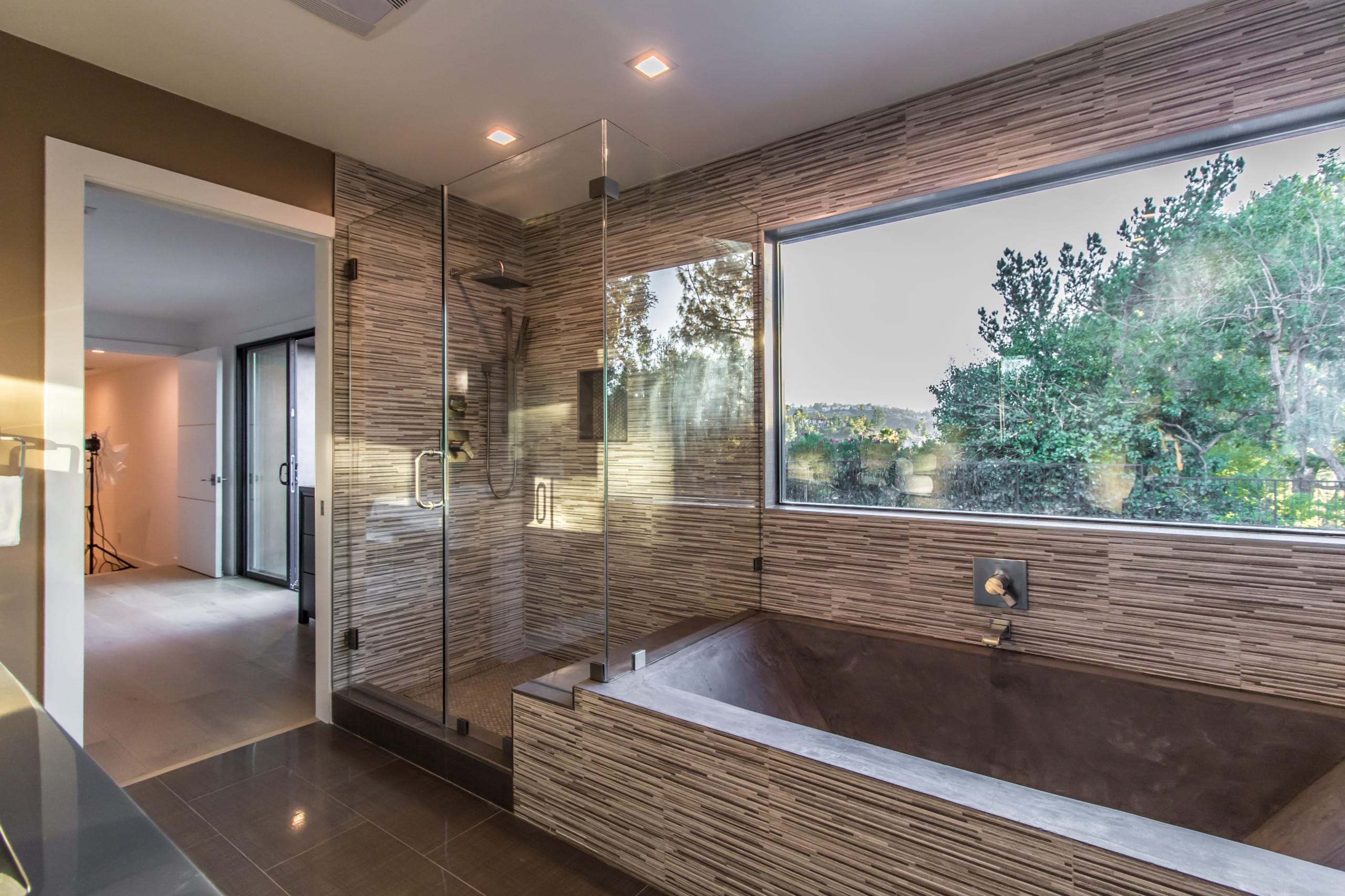 Dona Lona Dr custom home photo 19
